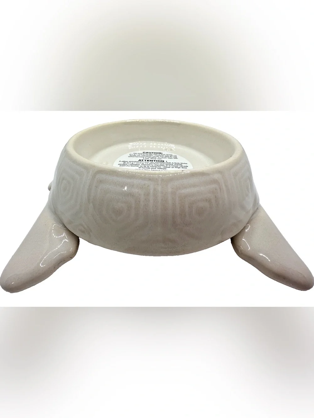 Bath & Body Works NEW ceramic sea turtle 3-wick candle holder in creamy white